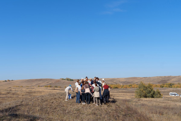 Геология на практике: ОГУ пригласил оренбуржцев на экскурсию по Каргалинским рудникам