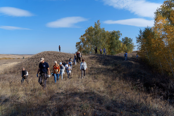 Геология на практике: ОГУ пригласил оренбуржцев на экскурсию по Каргалинским рудникам