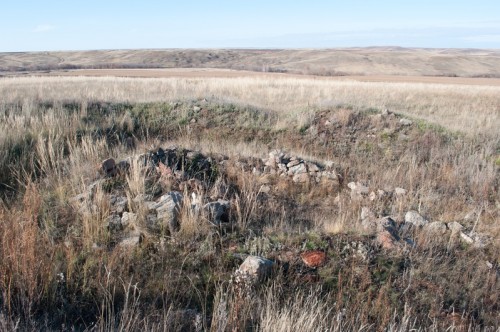 остатки стен и ограды